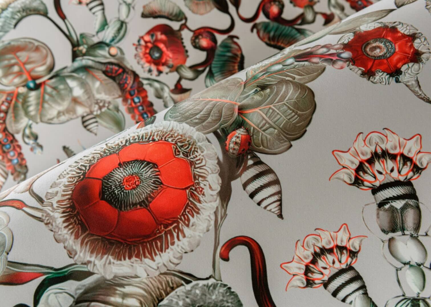 Tapeta tekstylna botaniczna Arte Moooi Coccinella Bella MO5000 Green House