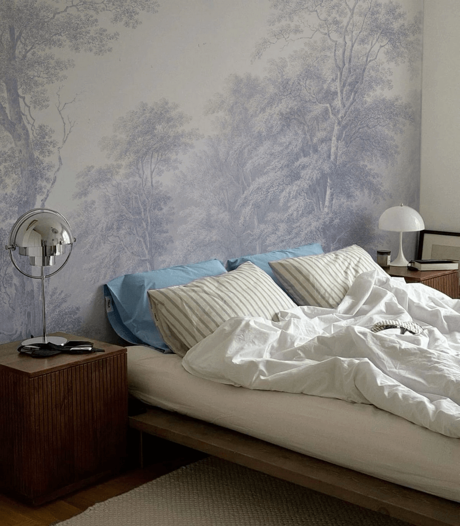 Mural krajobraz lasu Wallcolors Watercolor Grove Blue 9024 Cozy Landscapes