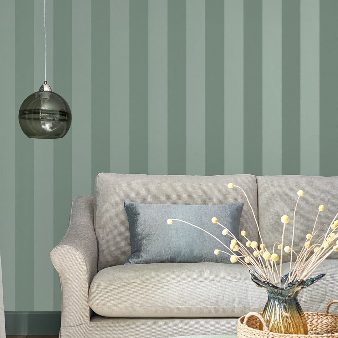 Tapeta pasy Laura Ashley 118478 Lille Pearlescent Stripe Volume III