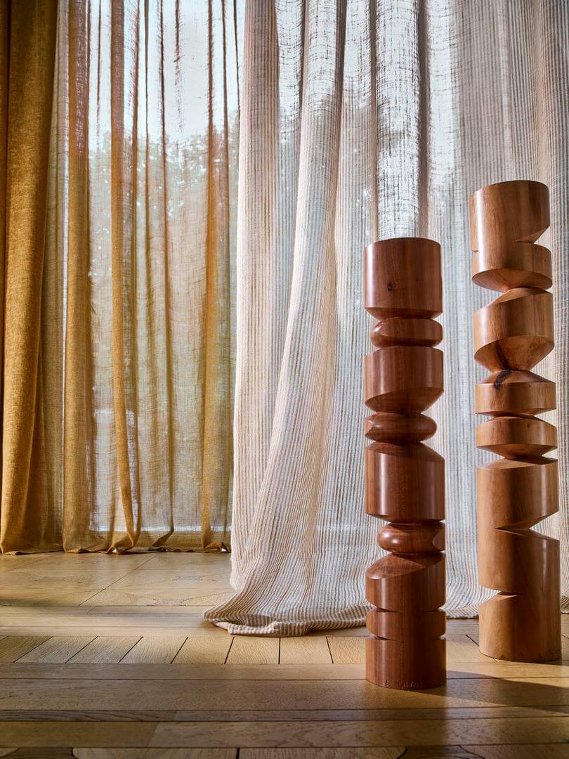 Tkanina w paseczki Casamance 45230134 Junon Noce De Lin - 298 cm szer.