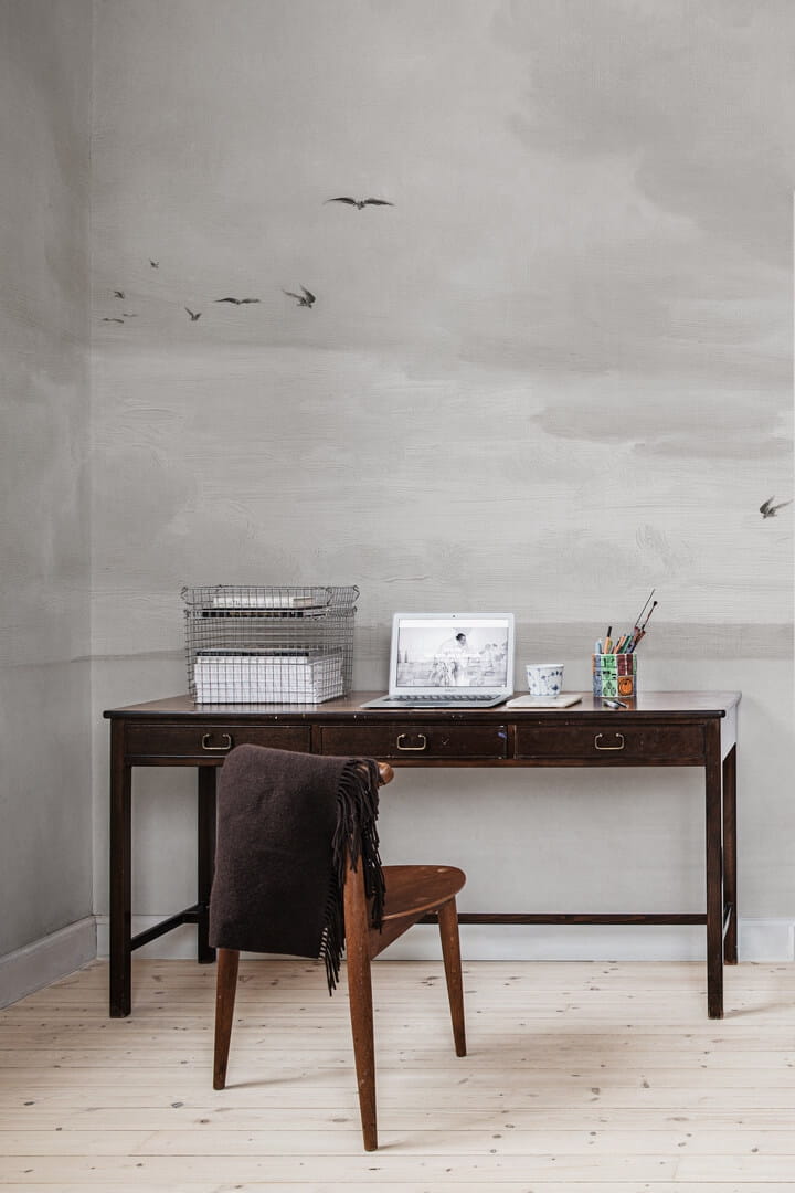 Fototapeta krajobraz morski Rebel Walls R18845 Seabirds Beige Mystic Shades