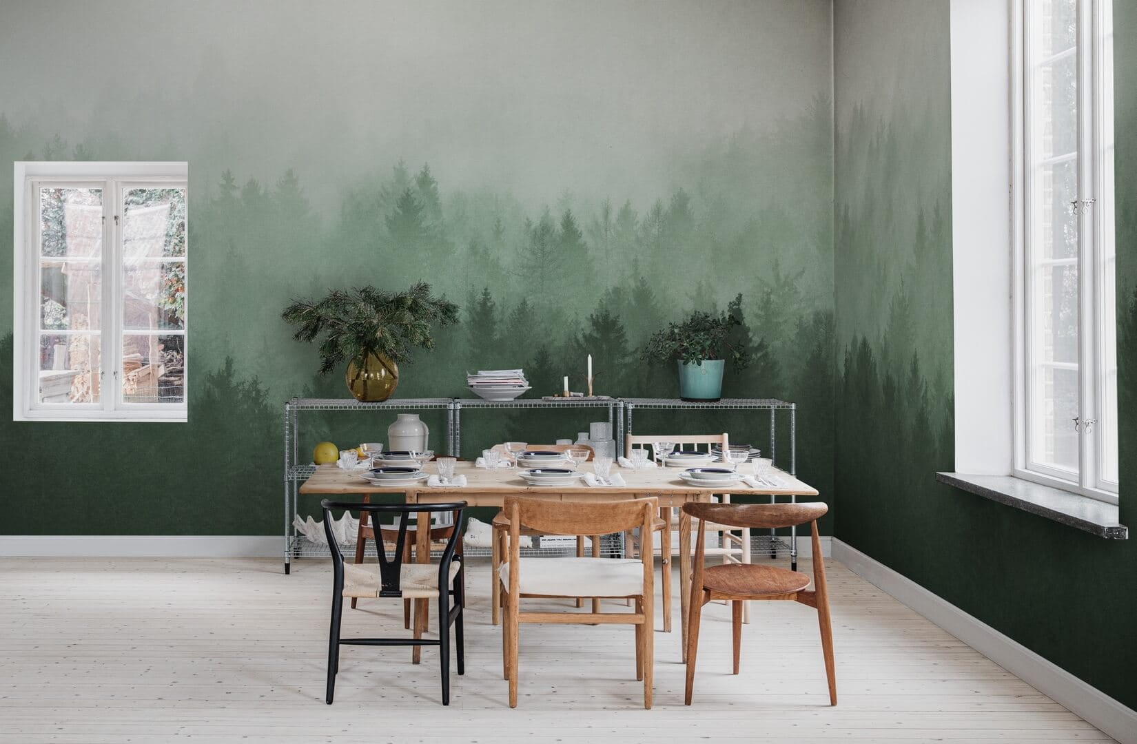 Fototapeta las we mgle Rebel Walls R18866 Cloudy Forest Green Mystic Shades