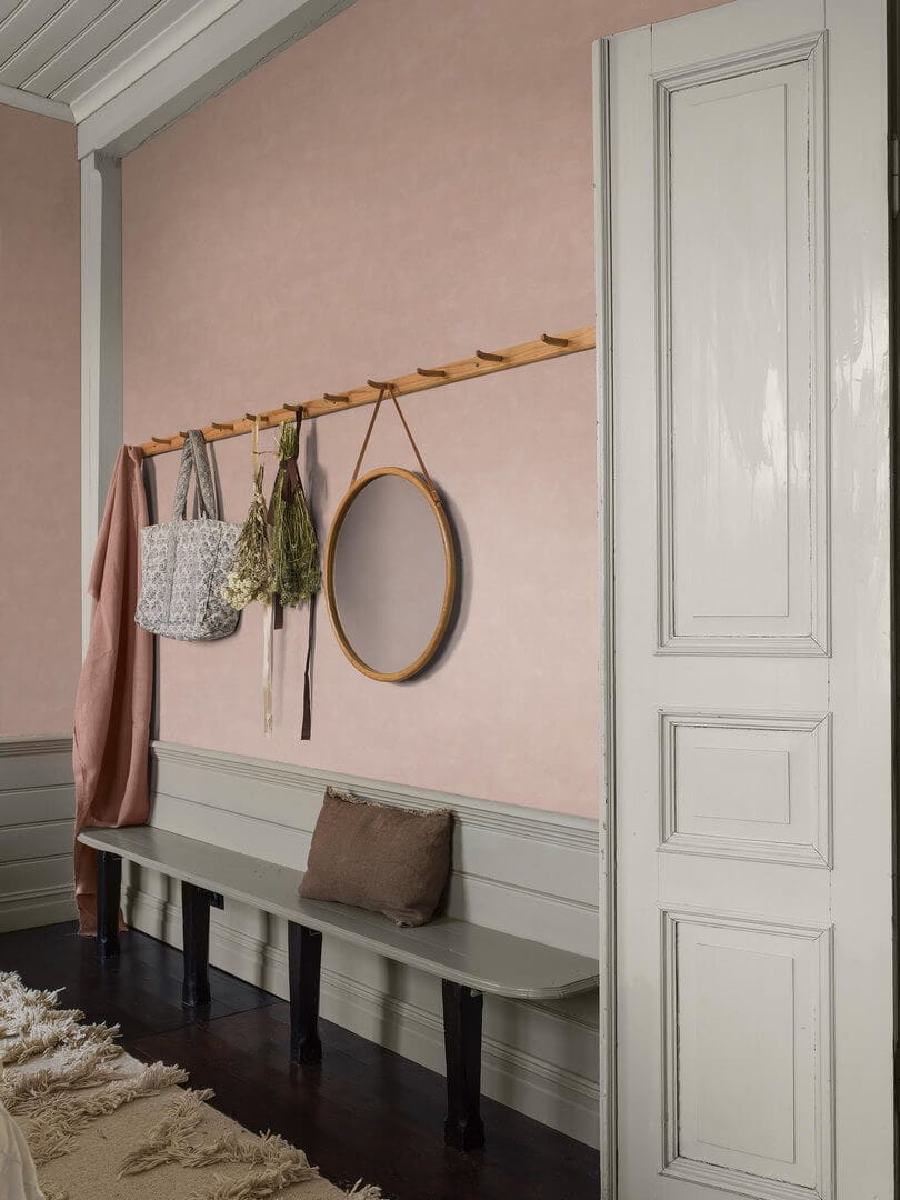 Tapeta minimalistyczna z pociągnięciami pędzla Boras Tapeter 6102 Shades Rhodonite Shades