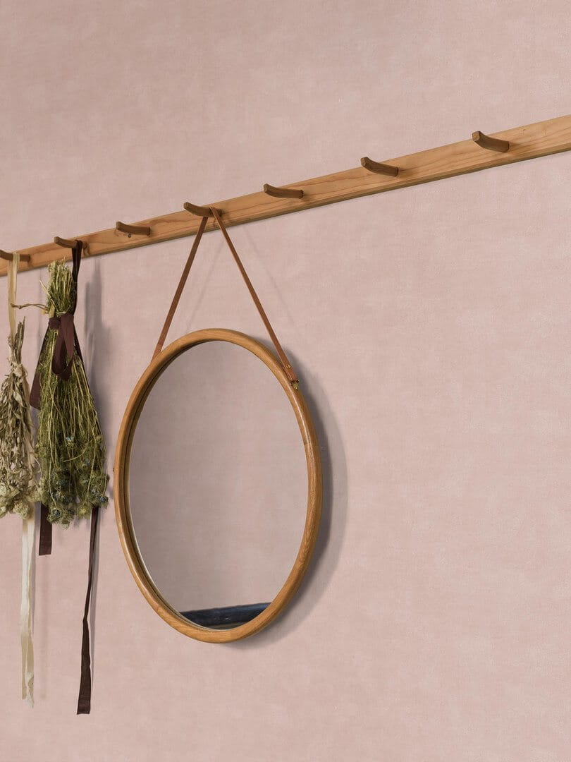Tapeta minimalistyczna z pociągnięciami pędzla Boras Tapeter 6102 Shades Rhodonite Shades