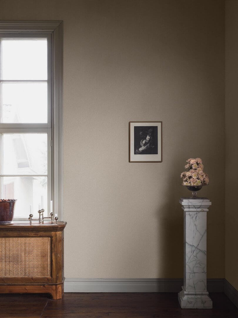 Tapeta minimalistyczna imitująca tkaninę Boras Tapeter 6121 Canvas Walnut Shades