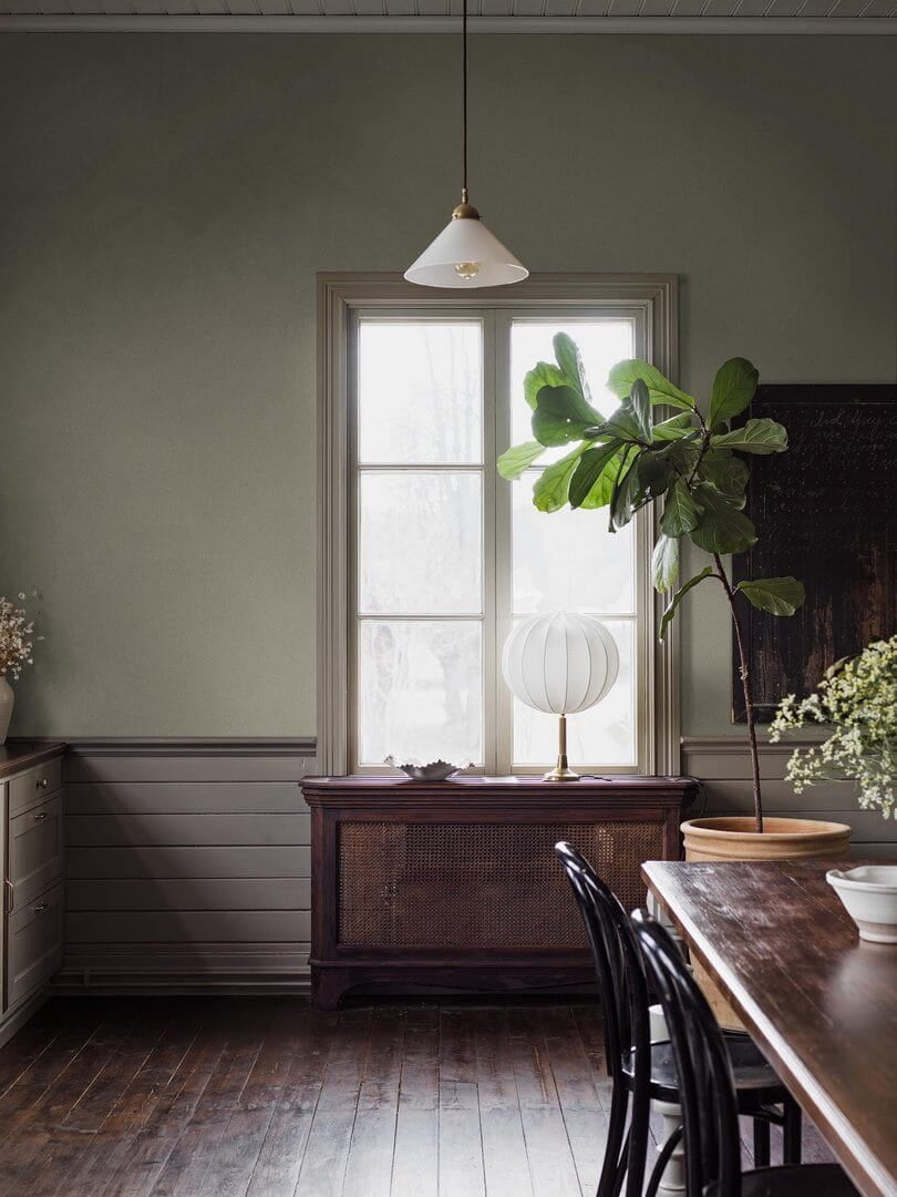 Tapeta minimalistyczna imitująca tkaninę Boras Tapeter 6130 Canvas Olive Shades