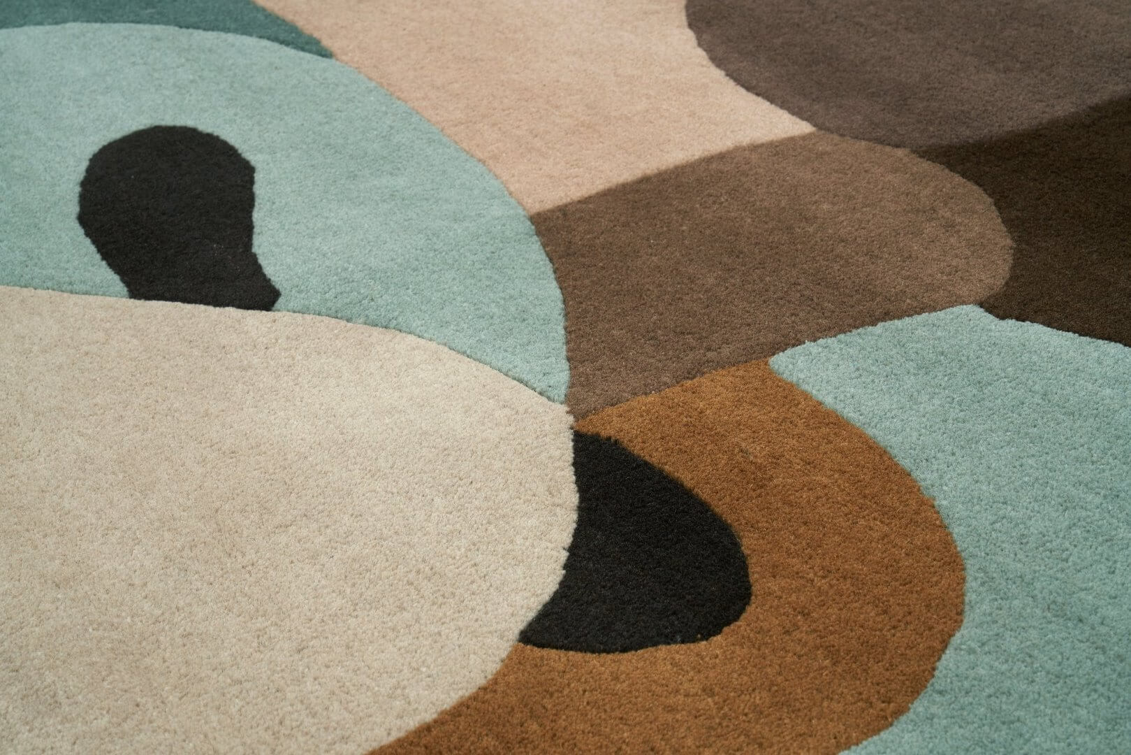 Dywan wełniany abstrakcyjny twarz VENUS PASTELLE Handmade Collection Carpet Decor Fargotex