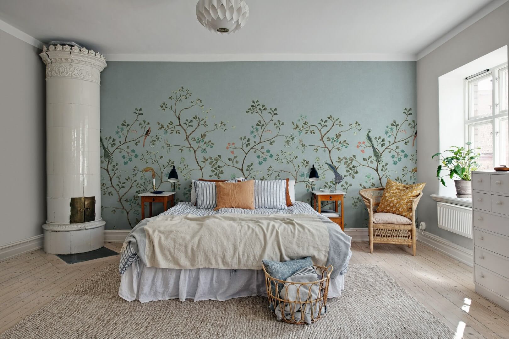 Fototapeta botaniczna Rebel Walls R21196 Songbird Mural Blue Hot Pops