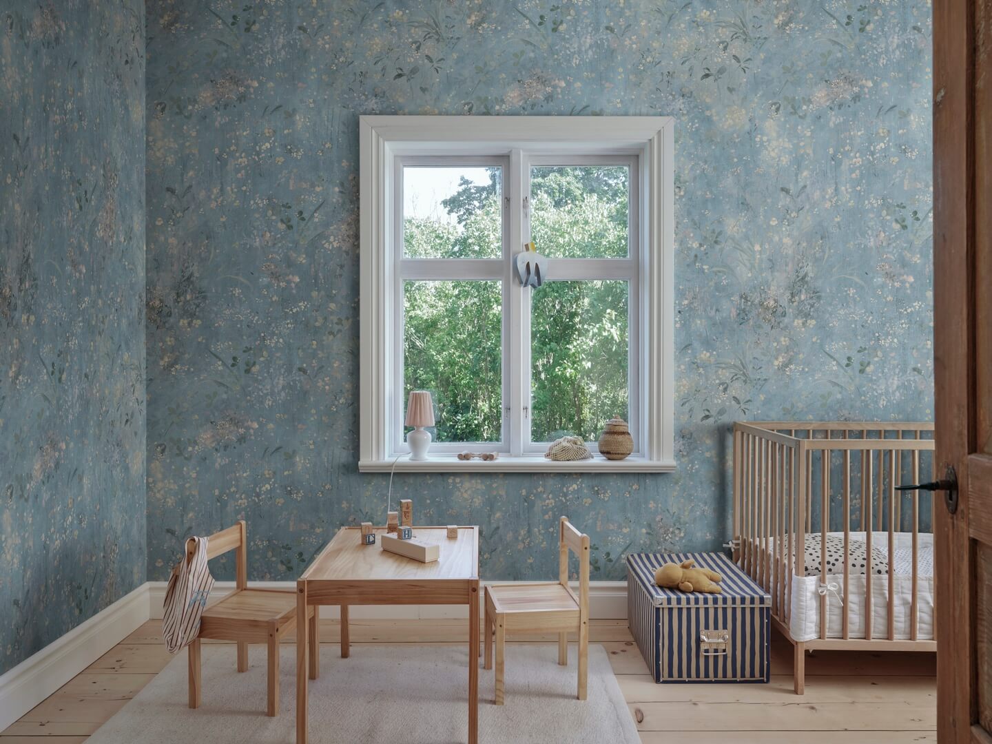 Fototapeta malarski ogród Sandberg S10603 Juni Light Blue Herbarium