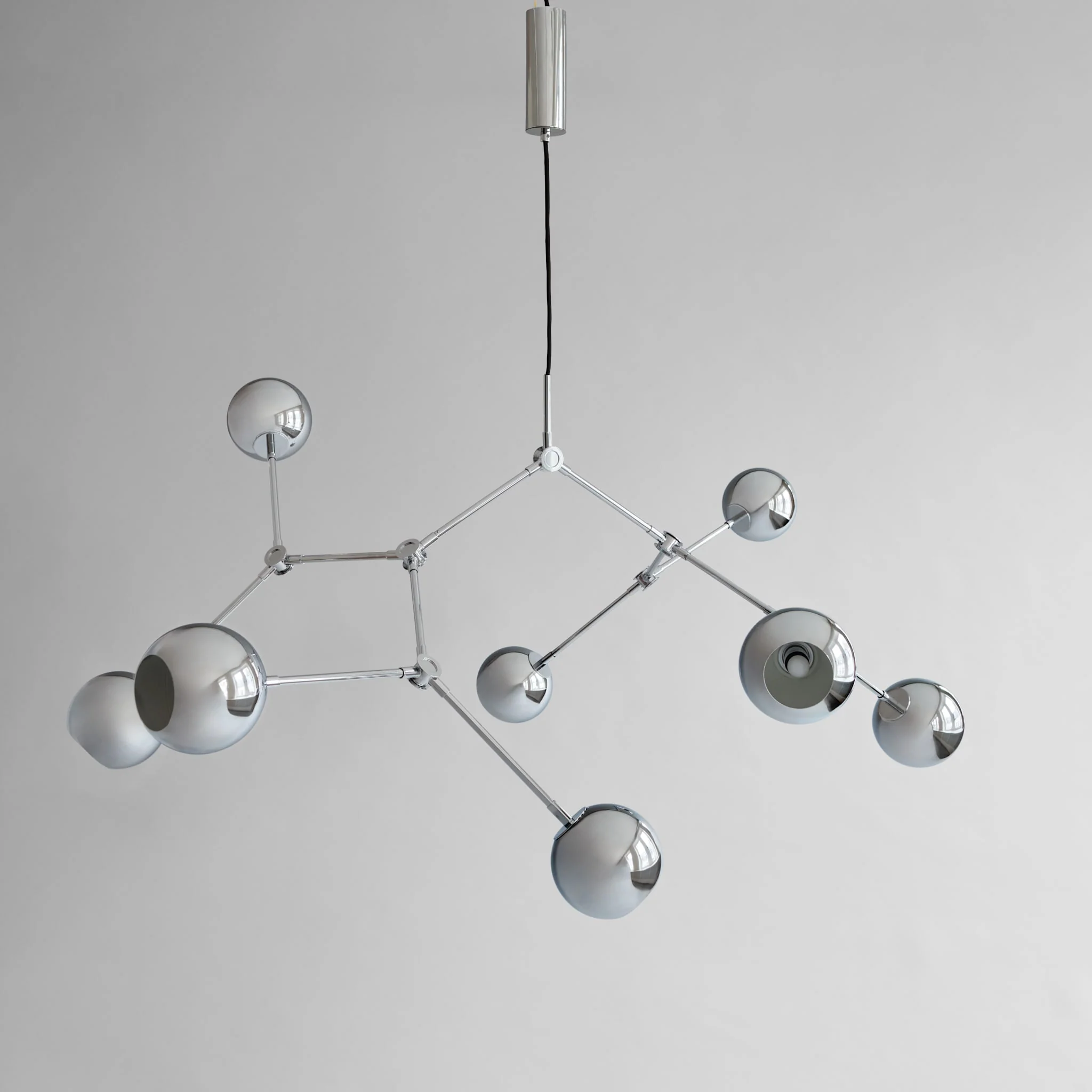 Nowoczesna lampa wisząca 249018 Drop Chandelier Globe – Chrome (5m) 101 Copenhagen. 