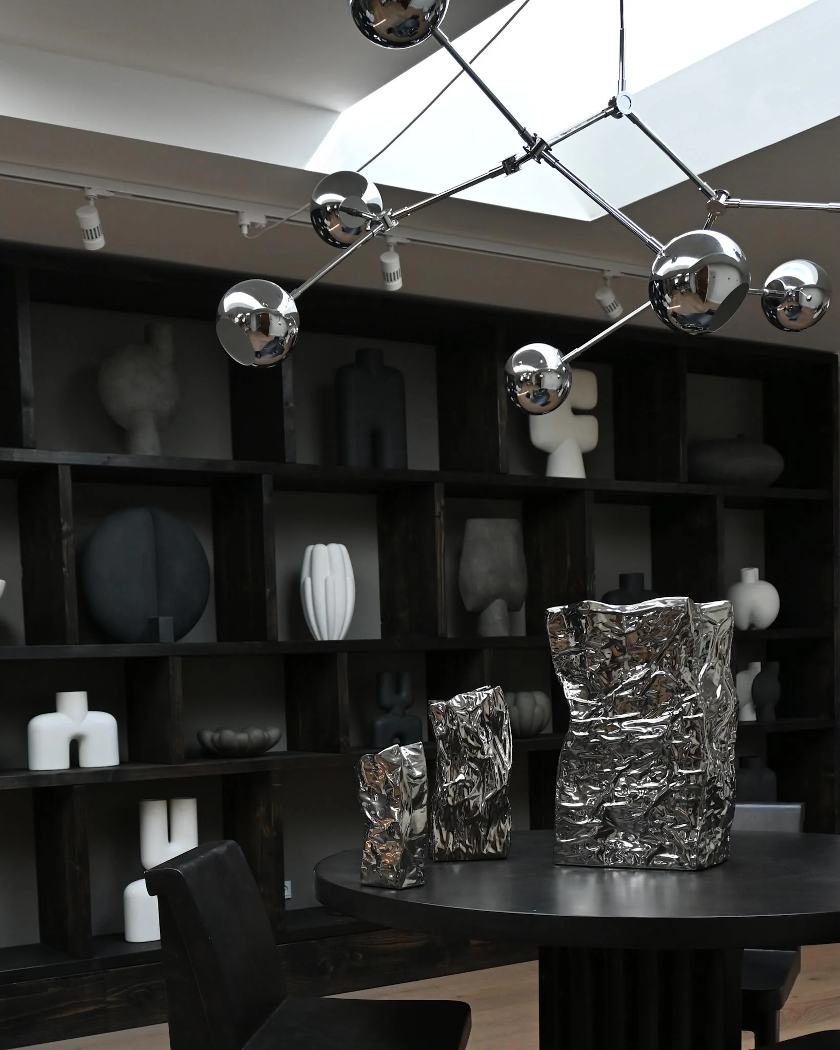 Nowoczesna lampa wisząca 249018 Drop Chandelier Globe – Chrome (5m) 101 Copenhagen. 