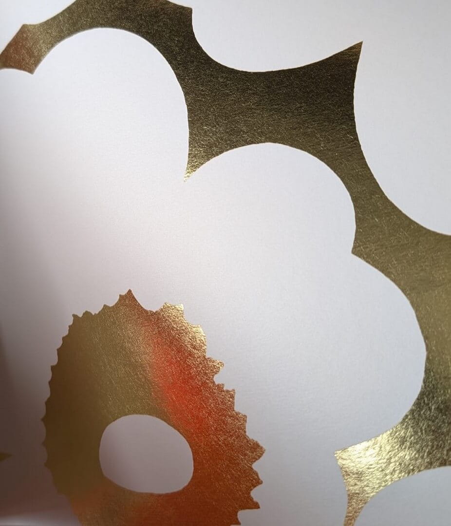 Tapeta metaliczna kwiaty maki J&V 25906 Unikko Marimekko