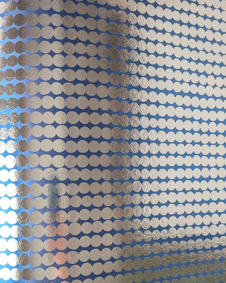 Tapeta metaliczne kółka J&V 25974 Mini Rasymatto Marimekko