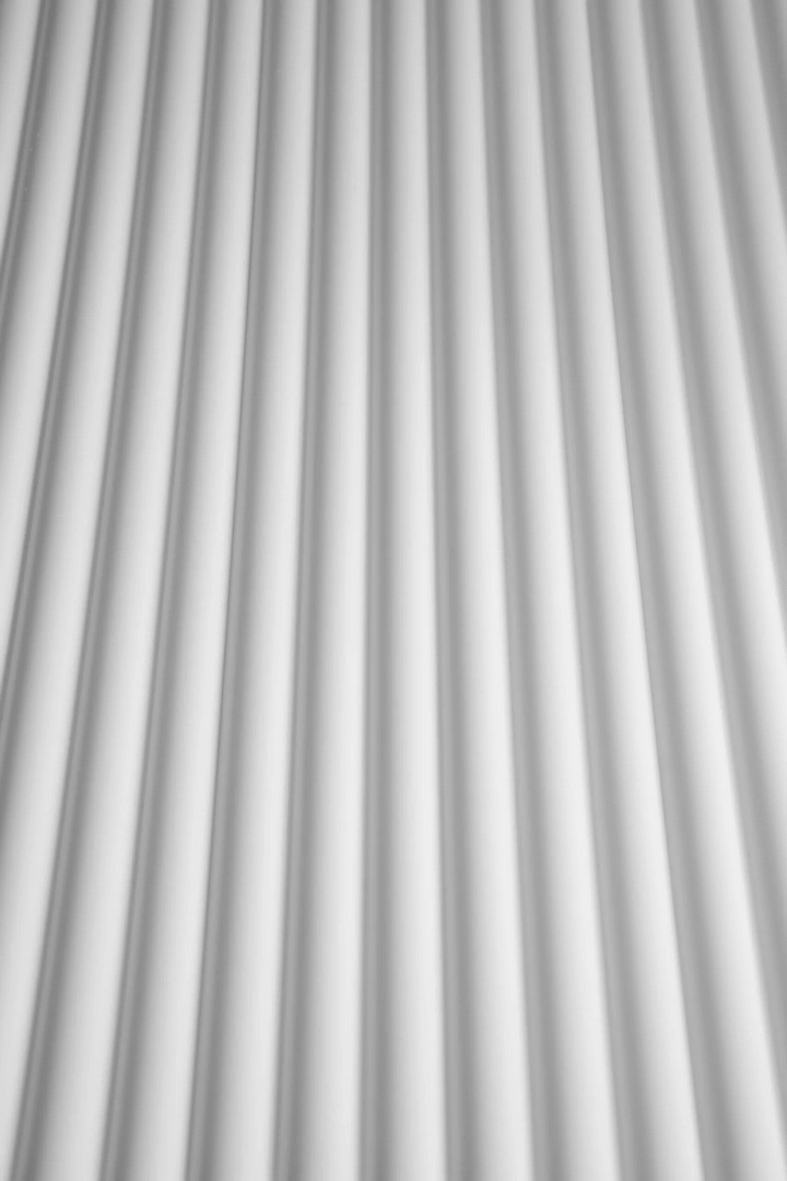Panel 3D / Lamela biała L0401 Sereno Lamelli Mardom Decor- wys. 270 cm