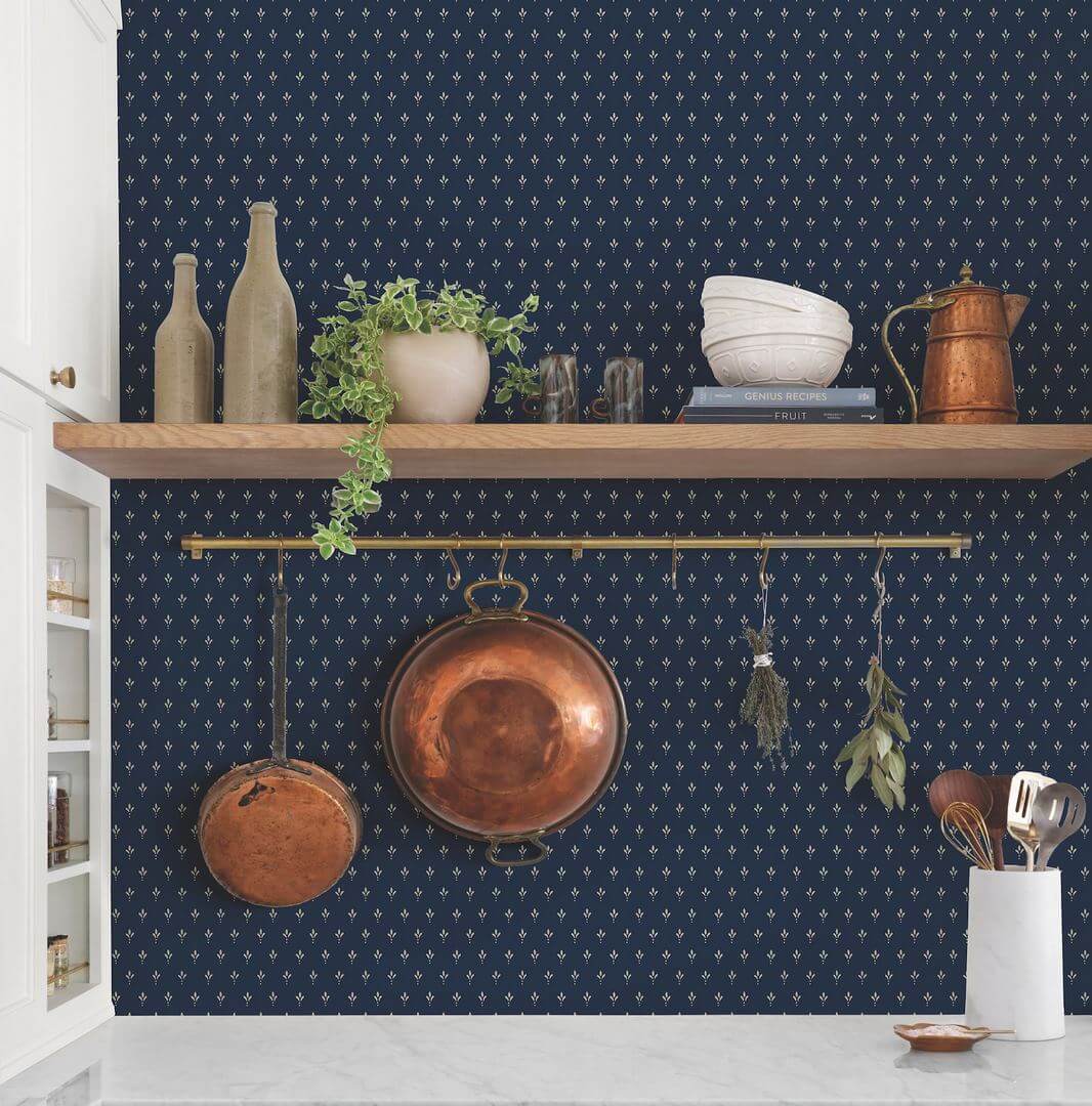 Tapeta drobne wzory stempla trójlistnego York Wallcoverings MF4776 Charm Magnolia Home 4