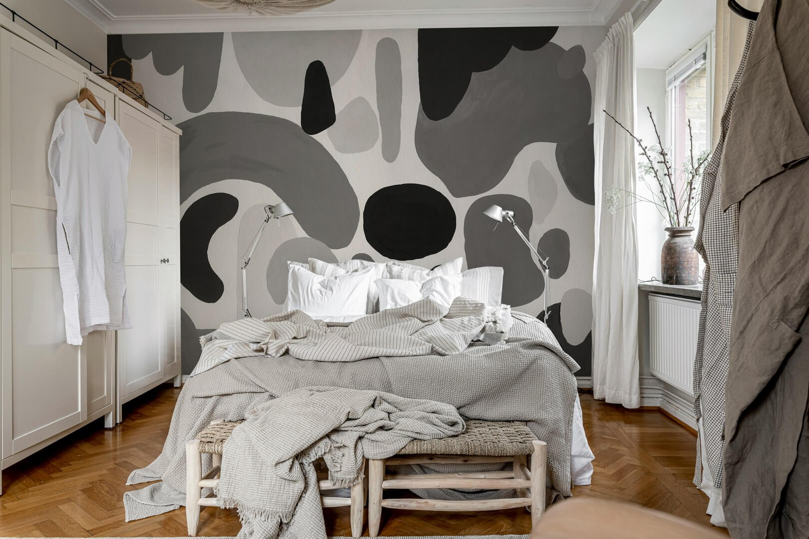 Fototapeta abstrakcyjna Rebel Walls R18909 Color Clicks Gray Hot Pops