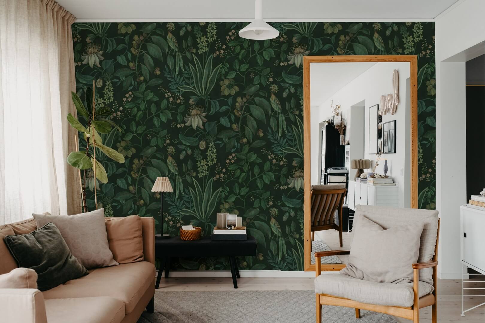 Fototapeta tropikalna flora i fauna Rebel Walls R21385 Tropical Harmony Dark Hot Pops