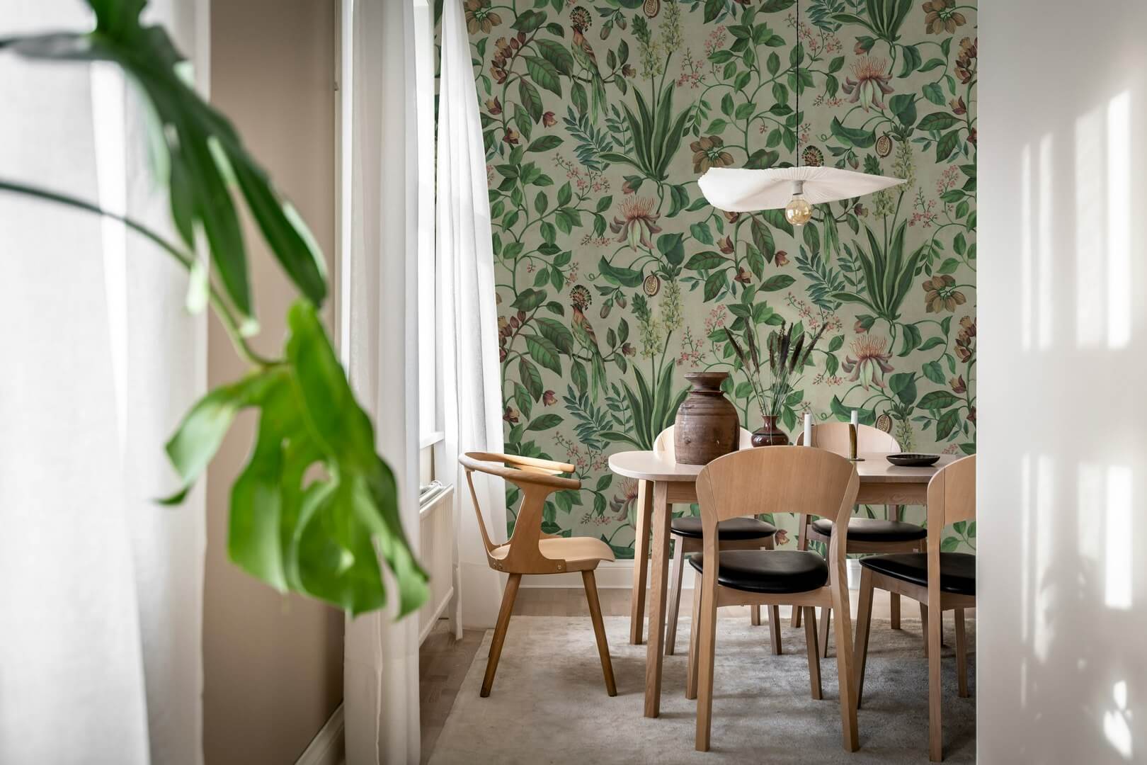 Fototapeta tropikalna flora i fauna Rebel Walls R21387 Tropical Harmony Green Hot Pops