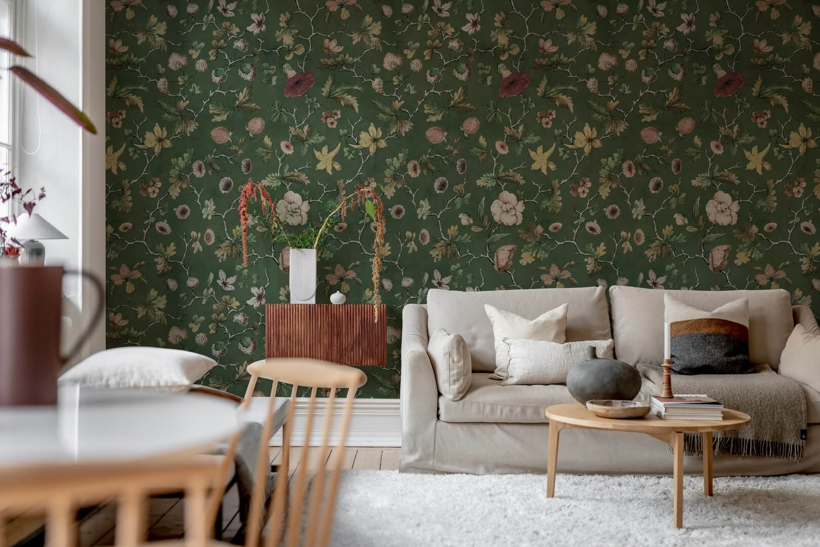 Fototapeta botaniczna vintage Rebel Walls R21373 Verdant Bloom Green Hot Pops
