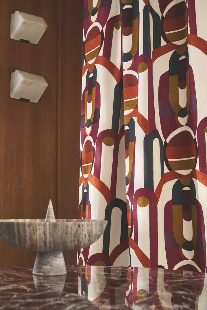 Tkanina dekoracyjna z haftem art deco Casamance 10550378 Cafe Society