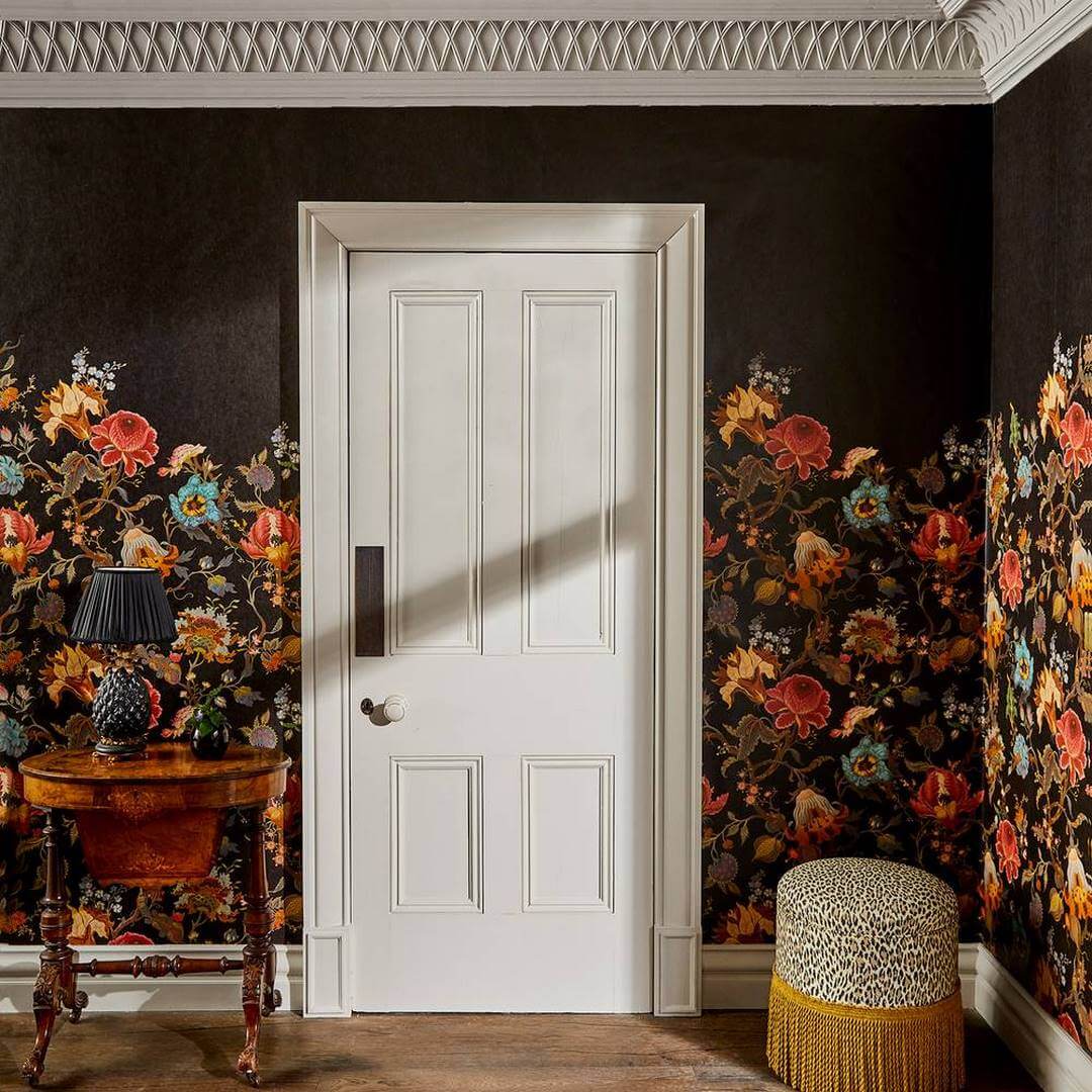 Tapeta pnące kwiaty House of Hackney Artemis Climbing Black