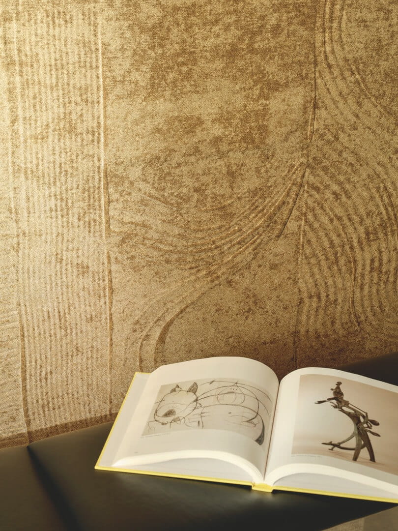 Tapeta tekstylna 3D z motywem tynkowym Elitis RM1092 11 Palimpseste Le Jardin d'Aloes