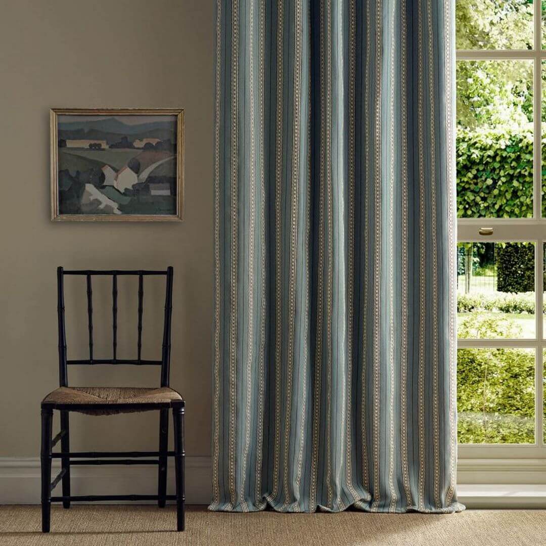 Tkanina w eleganckie paski Morris & Co. X The Huntington Elm Stripe 237684 The Unfinished Works Stripes