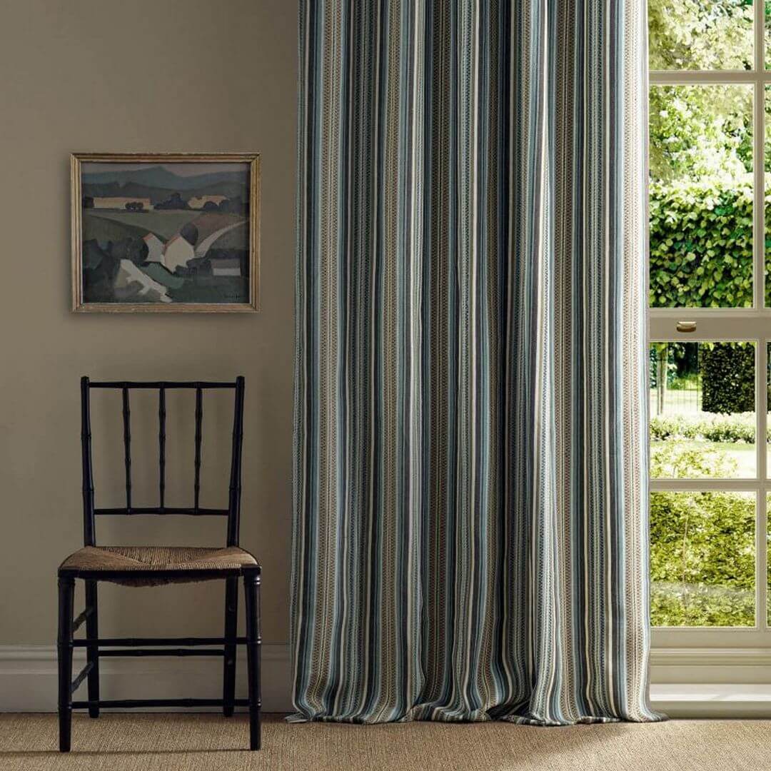 Tkanina z juty i bawełny w paski Morris & Co. X The Huntington Woodford Stripe 237693 The Unfinished Works Stripes