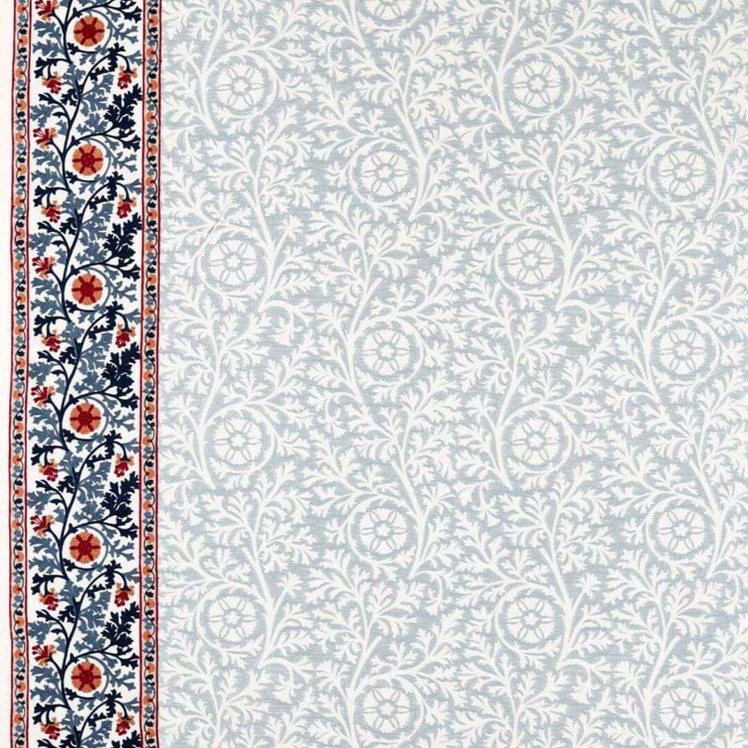 Tkanina w kwiatowy haft Morris & Co. X The Huntington Chamomile Embroidery 237657 The Unfinished Works Fabrics