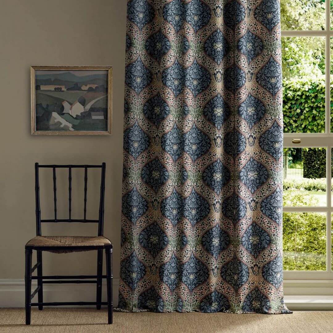 Tkanina w ornament roślinny Morris & Co. X The Huntington Norbury 227358 The Unfinished Works Fabrics