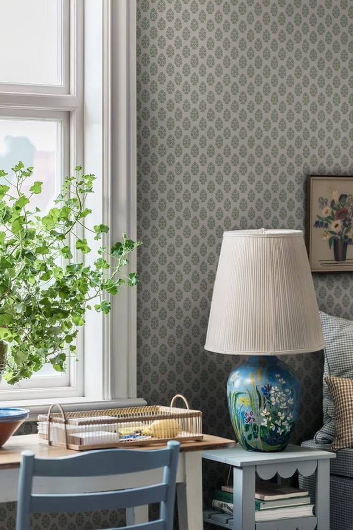 Tapeta z drobnymi kwiatami Boras Tapeter 8165 Sibylla Charm
