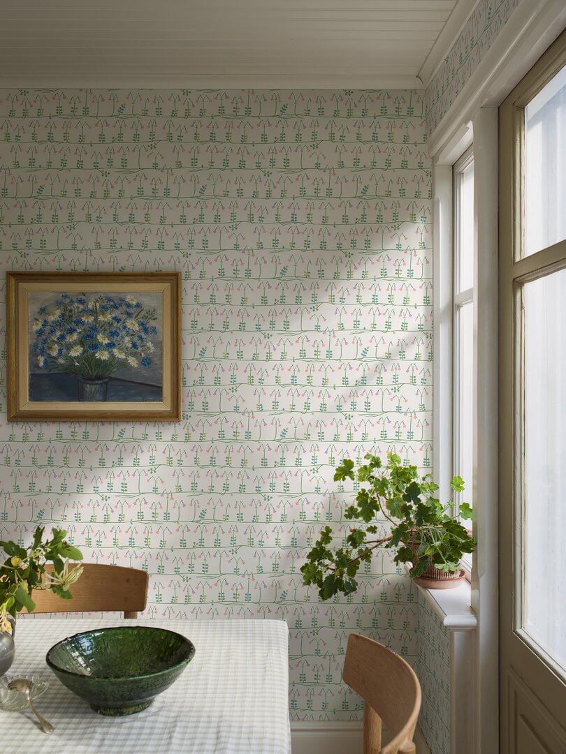 Tapeta stylizowane kwiaty Boras Tapeter 1373 Stig Lindberg Linnea Scandinavian Designers
