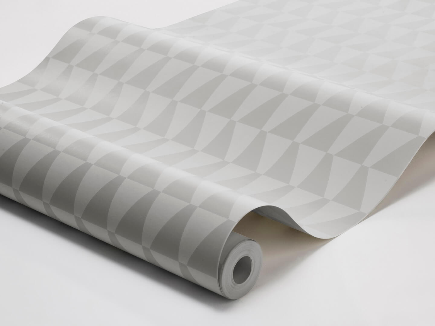 Tapeta geometryczna trapezy Boras Tapeter 1778 Arne Jacobsen Trapez Scandinavian Designers