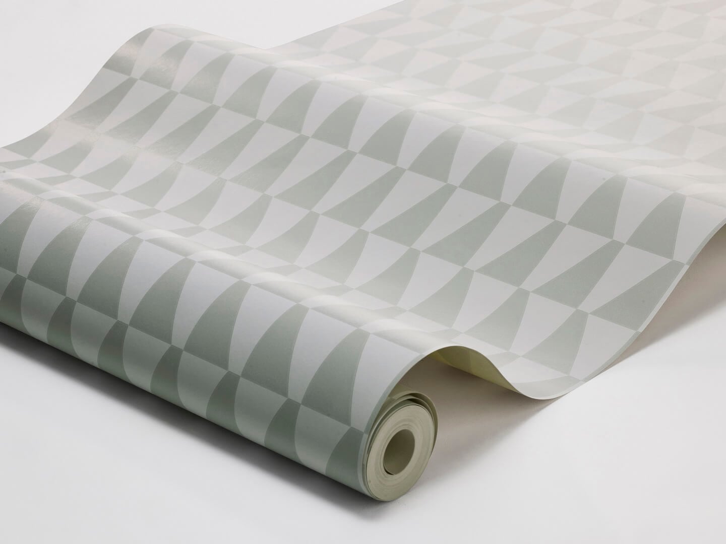 Tapeta geometryczna trapezy Boras Tapeter 1779 Arne Jacobsen Trapez Scandinavian Designers