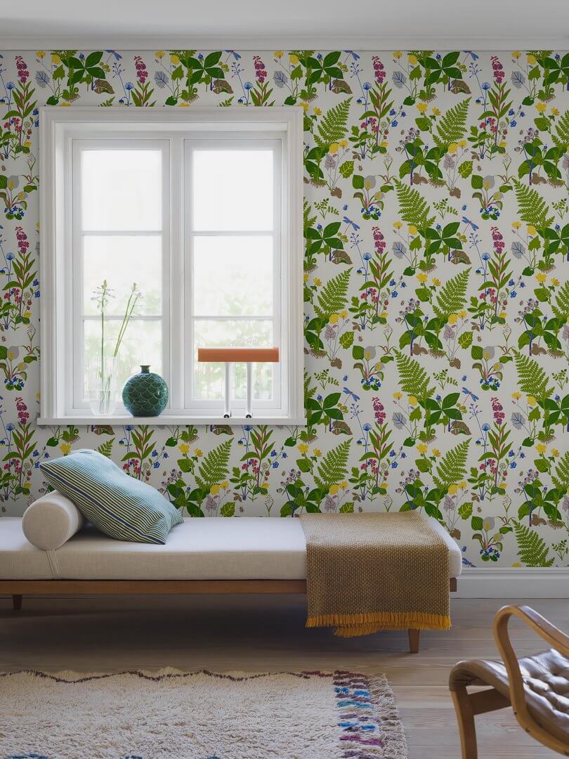 Tapeta łąka Boras Tapeter 1788 Gocken Jobs Trollslända Scandinavian Designers