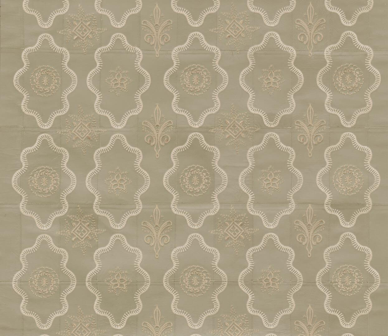 Tapeta naturalna skóra z haftowanym ornamentem Arte Ductia 27400 Corium