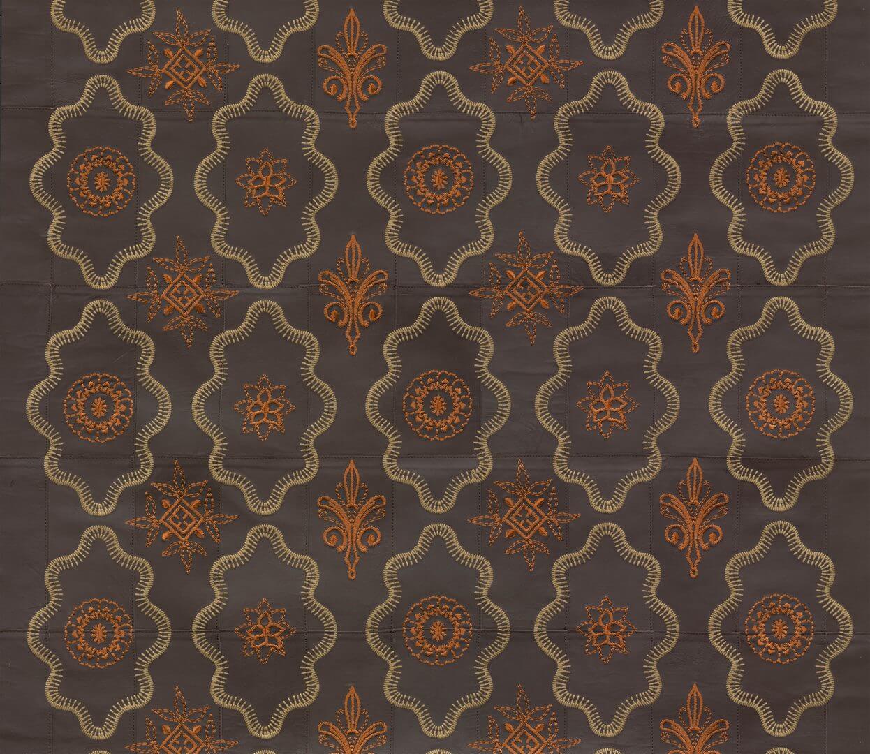 Tapeta naturalna skóra z haftowanym ornamentem Arte Ductia 27401 Corium