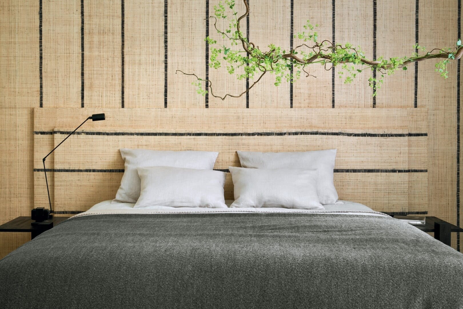 Tapeta naturalna z włókien rafii - pasy CMO Paris WRA 14 80 Raphia Vertical Raffia Wallcovering 4