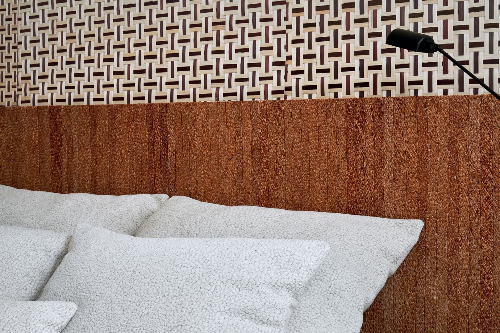 Tapeta naturalna z włókien rafii - pionowy pleciony wzór CMO Paris WRA 02 21 Raphia Tresse Raffia Wallcovering 4