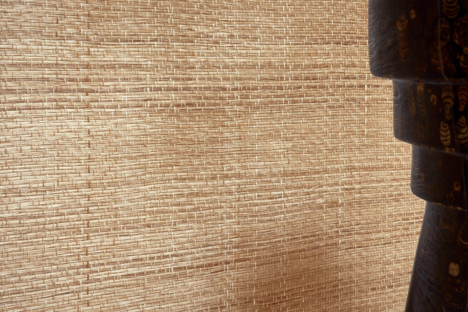 Tapeta naturalna z włókien abaki - pleciony wzór CMO Paris WAB 11 10 Abaca Herbacé Abaca Wallcovering
