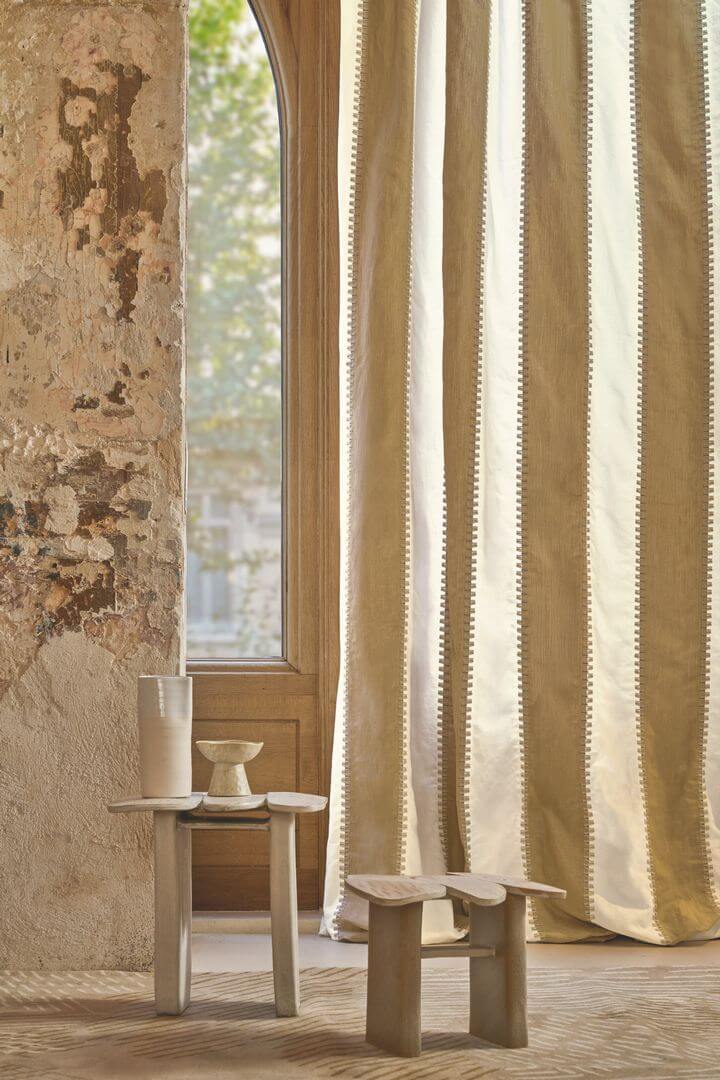 Tkanina pasy z haftem Casamance 91000140  Lily The Lost Garden