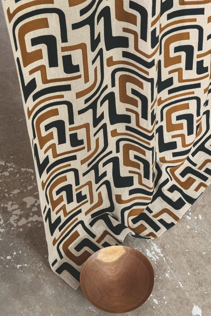 Tkanina z geometrycznym haftem Casamance 90740474 Avant-Garde Les Modernes
