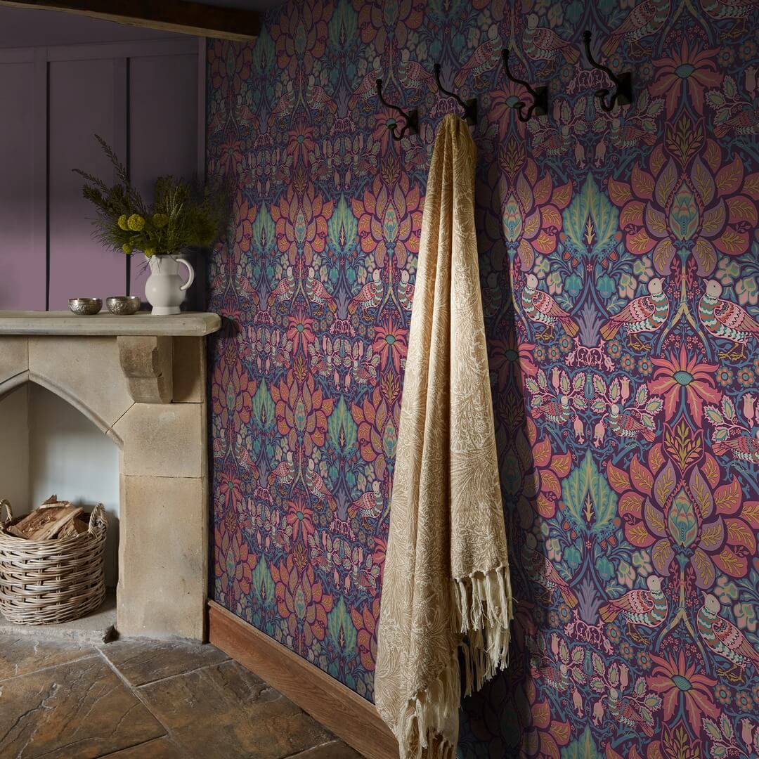 Tapeta botaniczna Graham & Brown Dove & Rose 140478 William Morris At Home Volume II