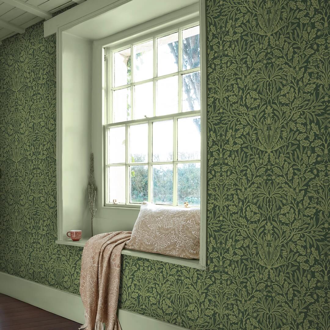 Tapeta z roślinnym wzorem Graham & Brown Acorn 140490 William Morris At Home Volume II