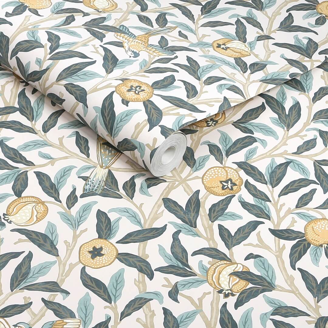 Tapeta botaniczna - ptaki i owoce Graham & Brown Bird & Pomegranate 140501 William Morris At Home Volume II