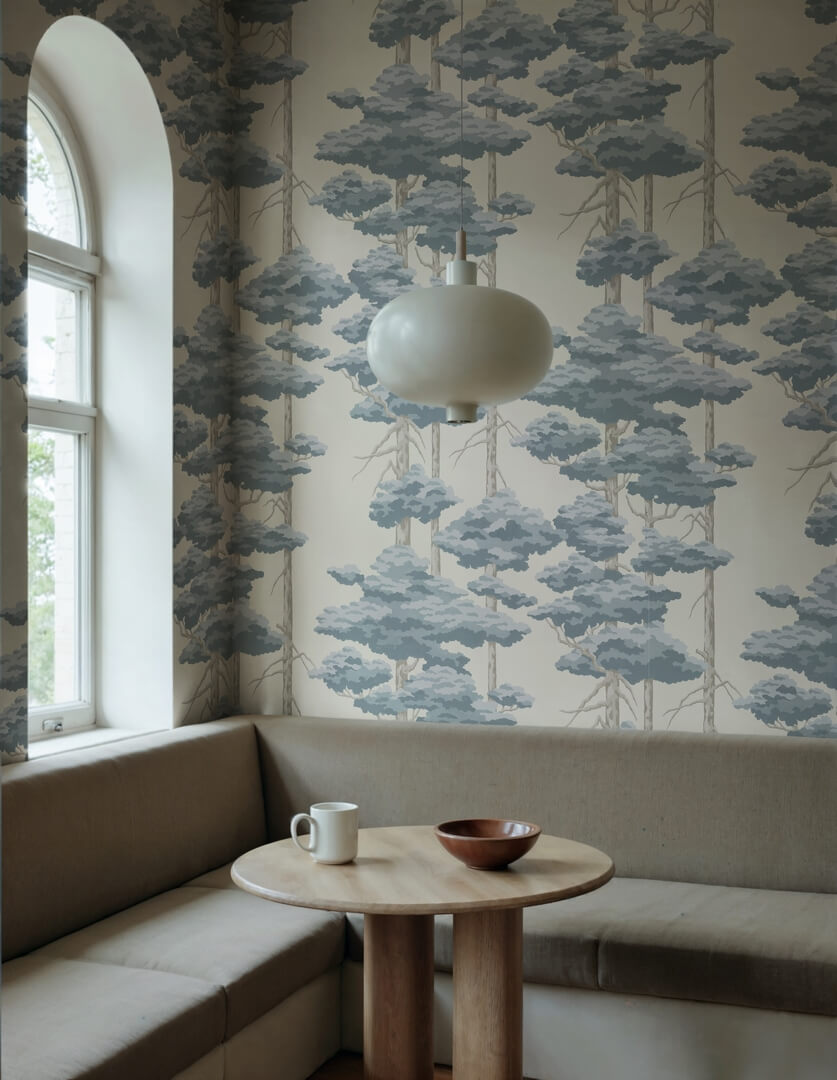Fototapeta sosny Rebel Walls R21302 Highland Pines Sky Sophisticated Luxe
