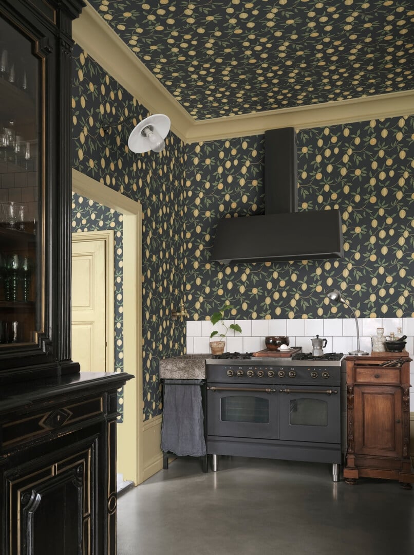 Tapeta cytryny Sandberg S10668 Limone Charcoal Villa Como