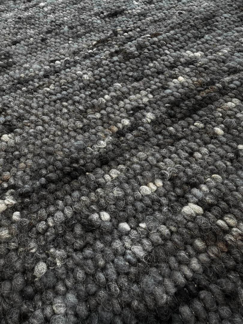 Dywan wełniany Mellow Anthracite Carpet Decor Fargotex