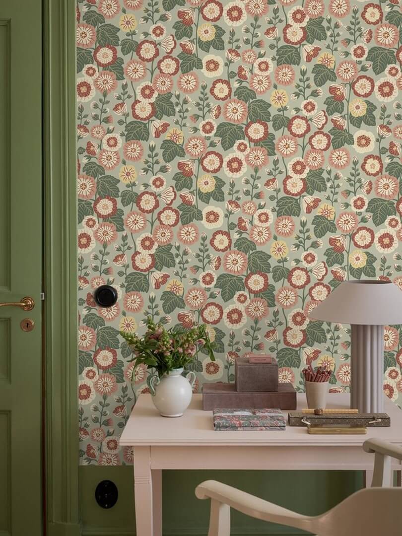 Tapeta kwiaty w stylu retro Boras Tapeter 9172 Happy Hollyhocks Flowers
