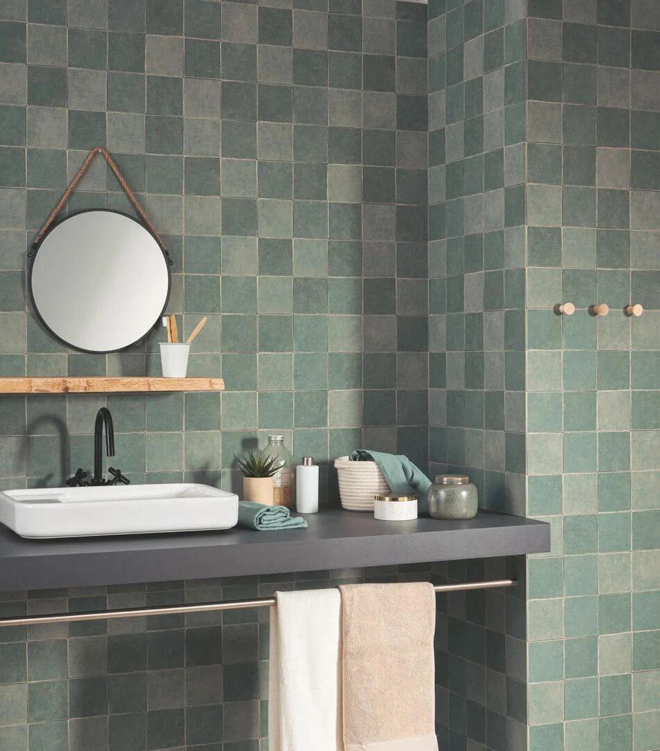 Porady i inspiracje – tapeta do łazienki